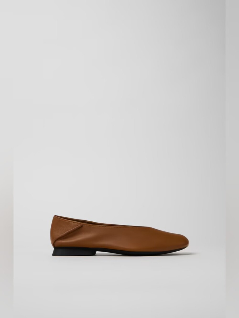 BNIB Camper Casi Myra Flats